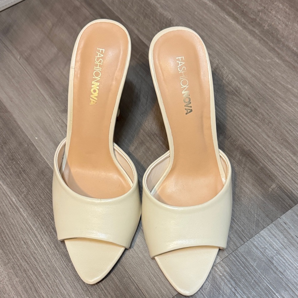 Fashion Nova Cream Open-Toe Heels